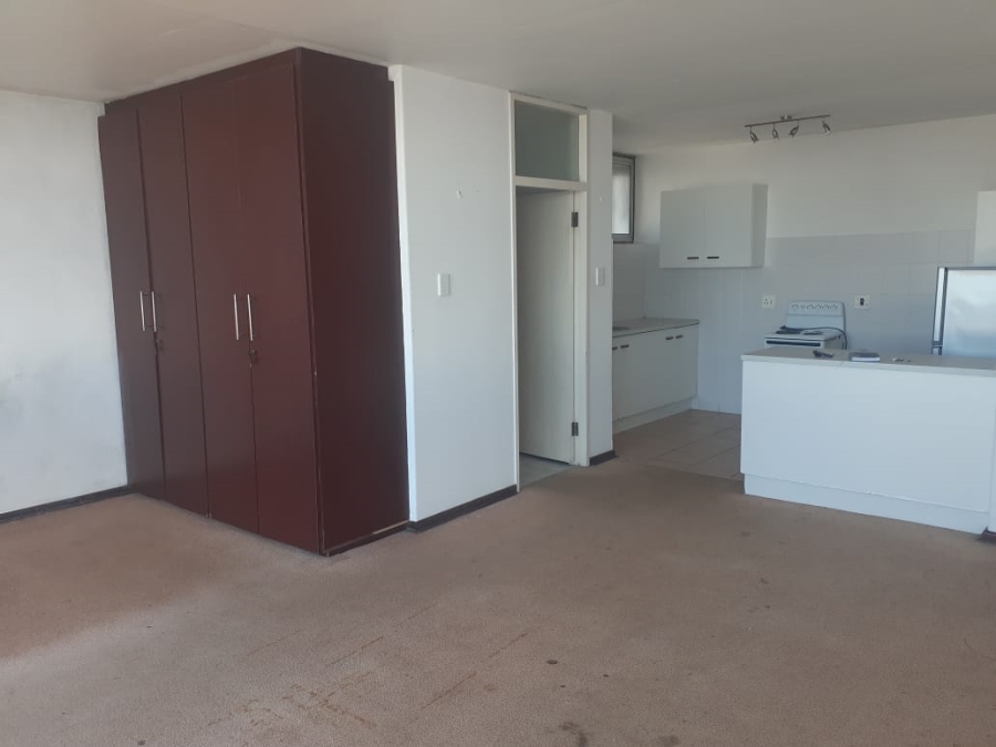 1 Bedroom Property for Sale in Humewood Eastern Cape
